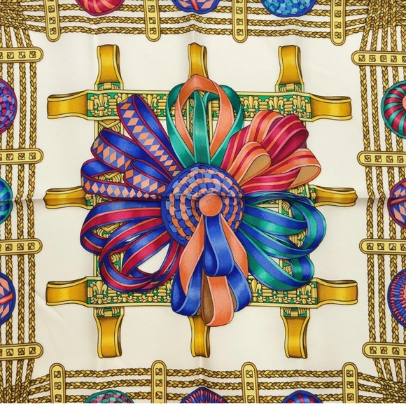 Hermes Carré 90 LES RUBANS DU CHEVAL Silk Scarf W/Box - Picture 2 of 15